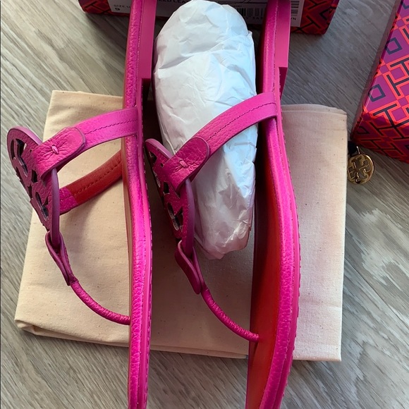 NIB Tory Burch imperial pink Miller sandals - Picture 4 of 5